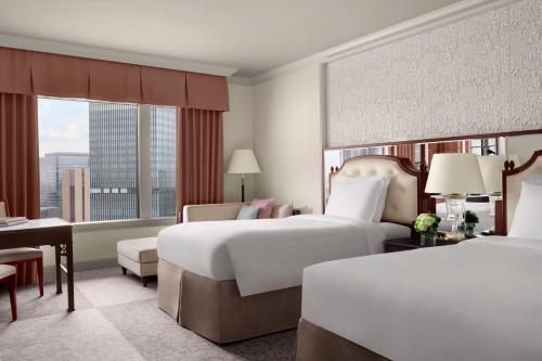 Skyview Superior Room, Guest room, 2 Twin/Single Bed(s)