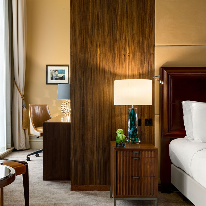 Chambers Junior King Suite