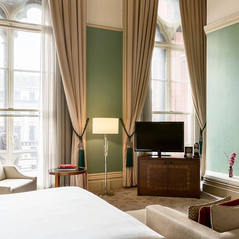 Grand Junior King Suite