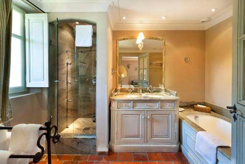 Classic Double or Twin Room