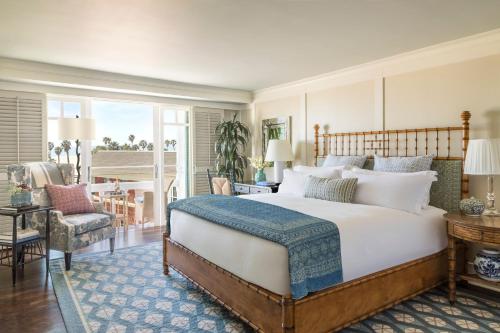 King Room with Partial Ocean View