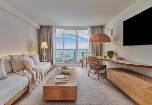 One-Bedroom King Suite with Balcony and Ocean View