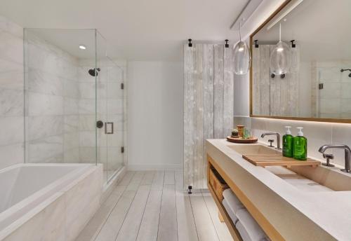 One-Bedroom King Suite with Balcony and City View