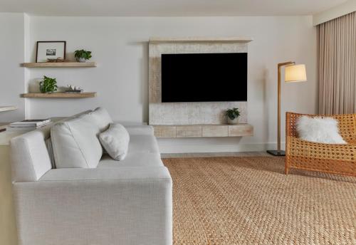 King Studio Suite with Balcony
