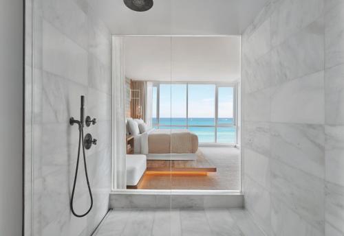 Two-Bedroom Suite with Balcony - Oceanfront