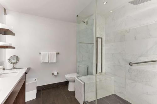 One Bedroom King Suite with Mountain View