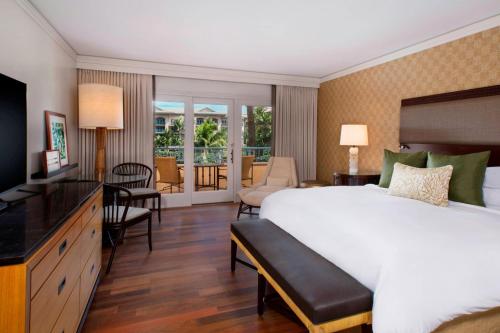 King Room with Ocean View - Club Level