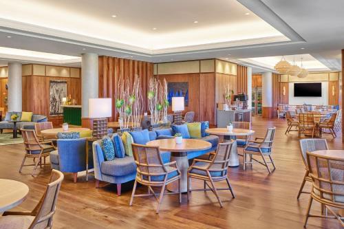 King Room with Ocean View - Club Level