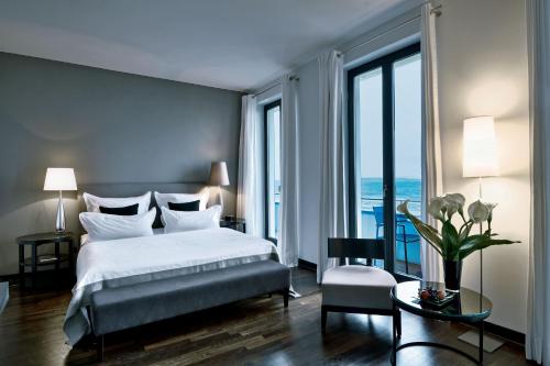 Deluxe Double Room with Sea View