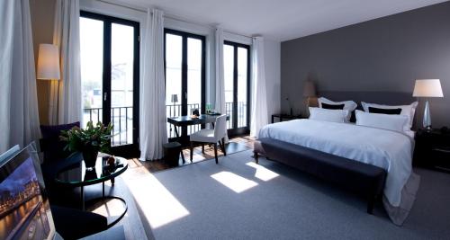 Deluxe Grand Double Room with Garden View