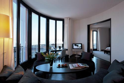 Tower Suite with Sea View