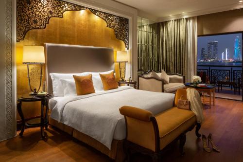 Two-Bedroom Suite King, Balcony with Club Access including Breakfast, Afternoon Tea, Evening Cocktail Hours & Soft Refreshments