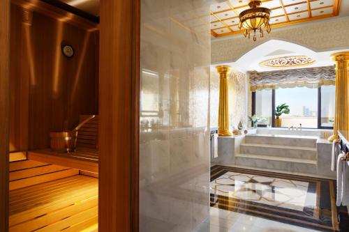 Grand Imperial Suite with Balcony