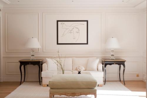 Palace Pinewood Suite King