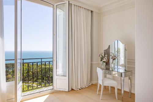 Cap-Ferrat Suite