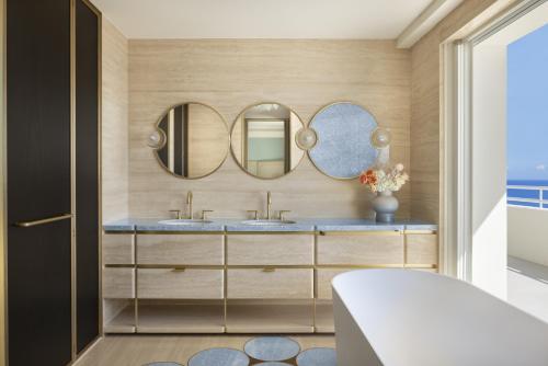 Panoramic Suite