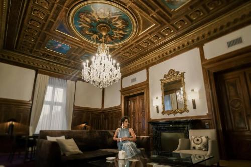Presidential Suite with City View and Club Lounge Access
