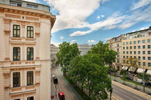 The Ritz-Carlton Albertina Suite with Club lounge access and City view