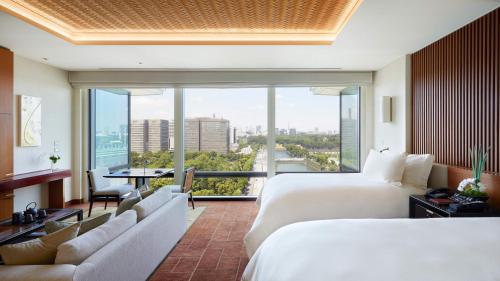 Grand Premier Twin Room with Park View