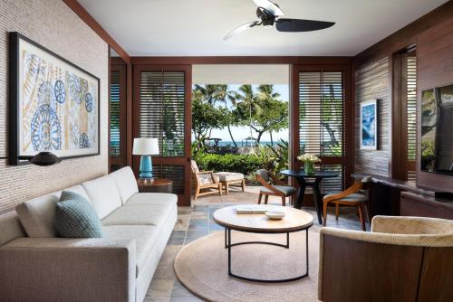 Superior Accessible Suite Ocean View 