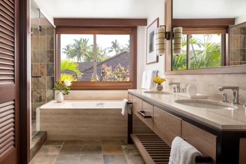 Superior Suite - Oceanfront View  