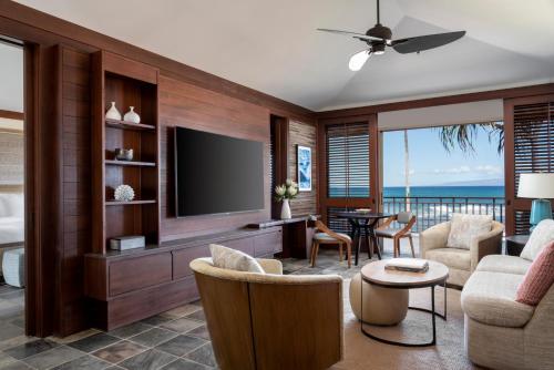 Superior Suite - Oceanfront View  