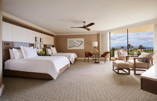 Deluxe Queen Room with Garden View