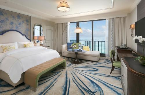 Atlantic Oceanfront View with King Bed
