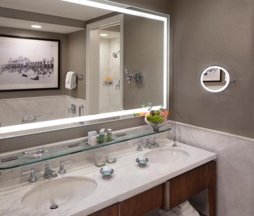 Atlantic Oceanfront Room with Two Double Beds
