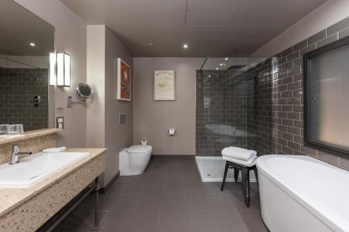 Superior Double Room - Dockside View