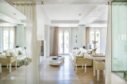 Junior Suite - Free Spa Access