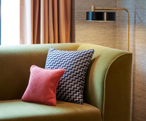 Signature Queen Room