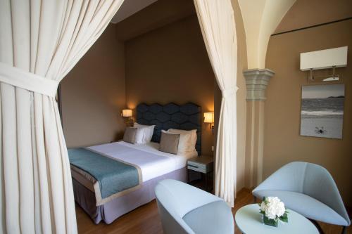 Junior Suite with Terrace and Sea View
