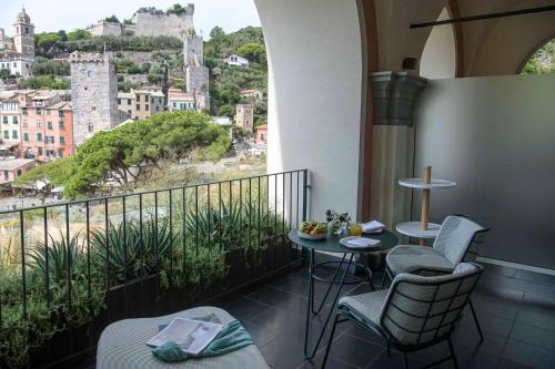 Junior Suite with Terrace and Sea View