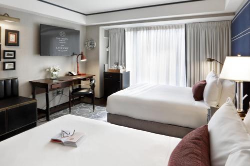 Grand Deluxe, Guest room, 2 Queen Beds - Beacon Hill view