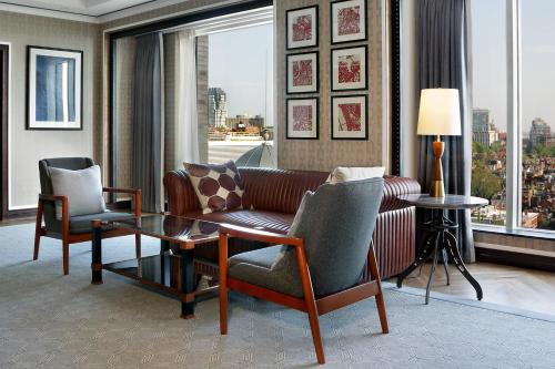 Ebersol, 1 Bedroom Presidential Suite, 1 King, City view