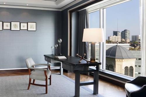 Ebersol, 1 Bedroom Presidential Suite, 1 King, City view