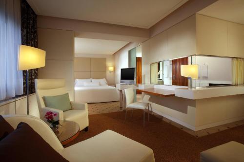 Junior Suite, 1 Bedroom Junior Suite, 1 King