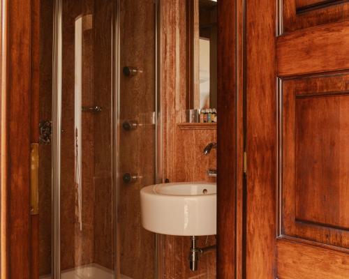 Single Room with Spa Package