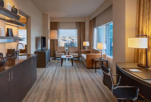 Luxury King Room