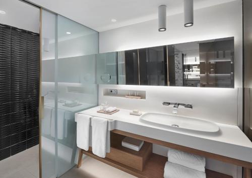 Deluxe Boulevard Twin Room
