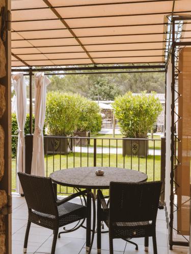 Room, Terrace