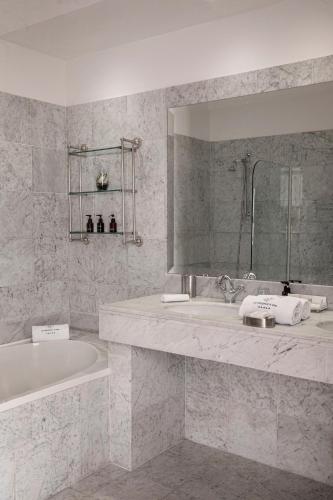 Junior Suite with Private Pool