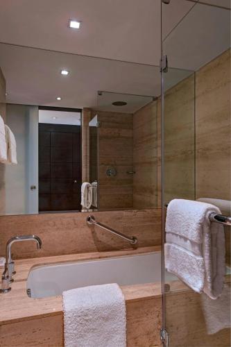 Inca Wall Room, Guest room, 2 Double, No view