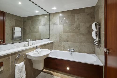 Executive King Room 