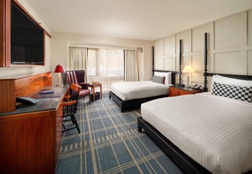 Deluxe Double or Twin Room