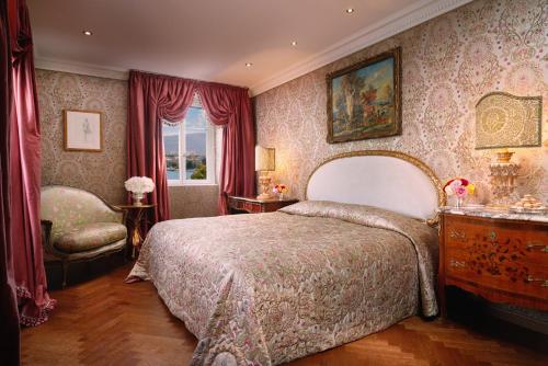 Exclusive King Room with Lake View