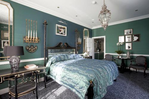 Exclusive King Room with Lake View
