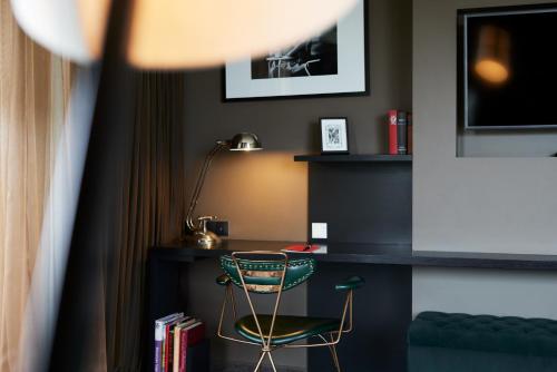 George Junior Suite