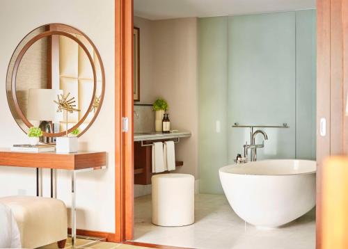 Ambassador Suite